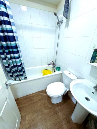 FLAT 6, Northbrook Road, Ilford photo 5