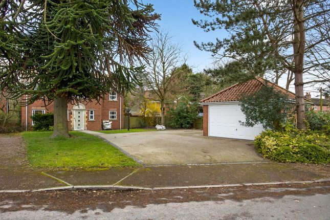 18, Asfordby Place, Melton Mowbray photo 2
