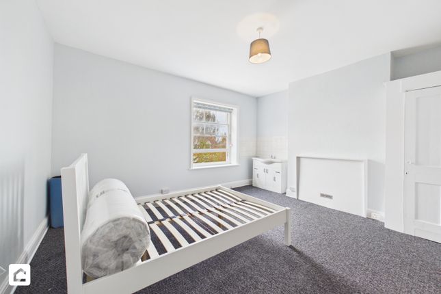 Room 3, 7a Meads Street, Eastbourne photo 2
