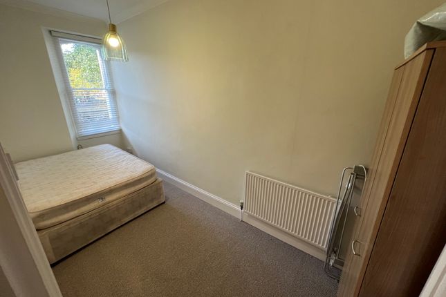 Flat 2, 7, CARDIFF photo 5