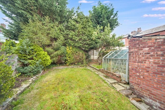 1 Kelway Terrace, Wigan photo 4