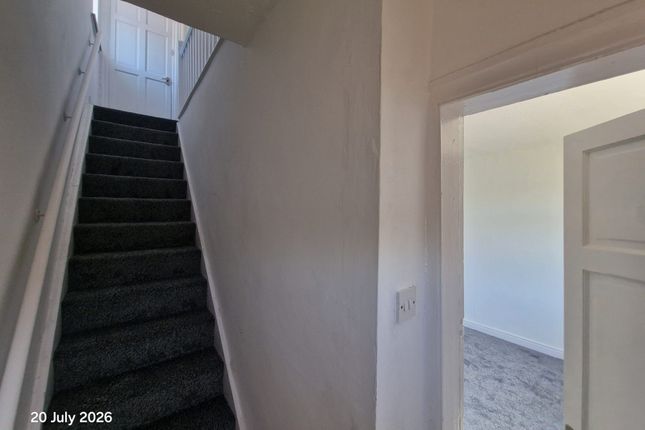 65 Walkley Lane, Heckmondwike photo 5