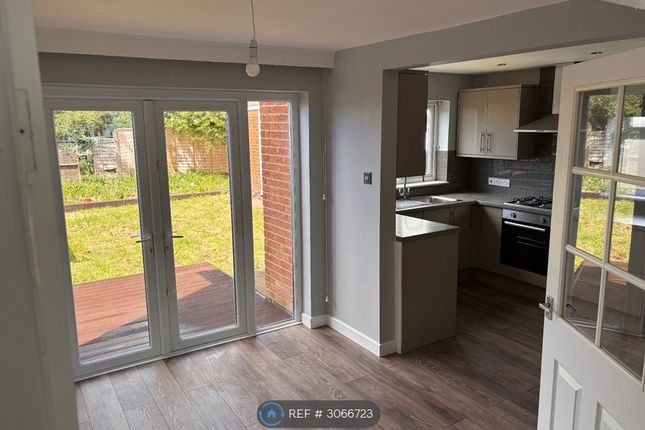 Harrowgate Drive, Birstall, Leicester photo 5