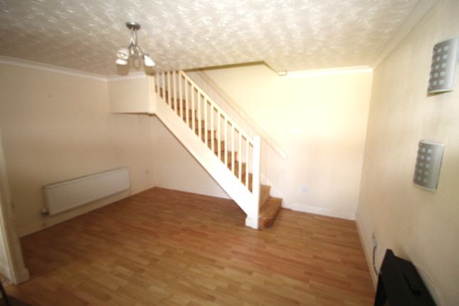 18, Grebe Close, Bridgwater photo 3