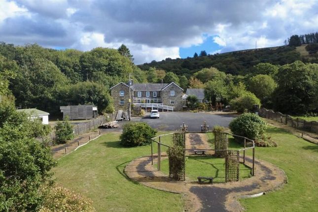 15-bed detached on Caeshedrem, Cwmann, Lampeter, £630,000