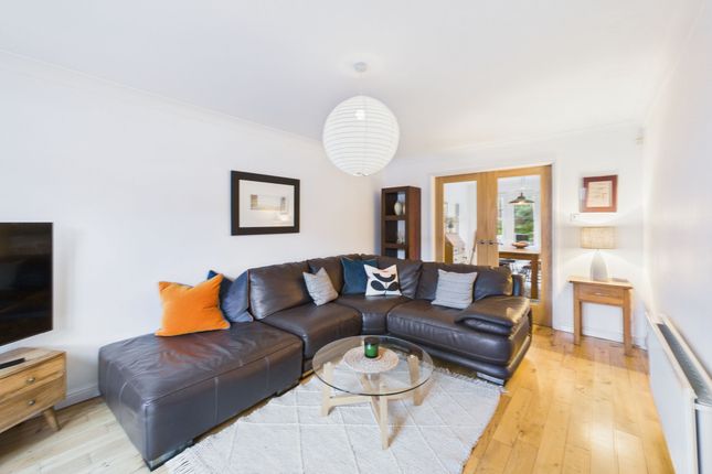 51 Pine Crescent, Hamilton photo 3