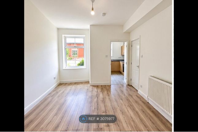 Pendlebury Swinton, Manchester photo 4
