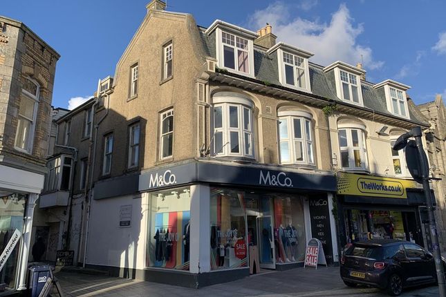 Retail premises to let in 43, Bank Street, Newquay, Cornwall