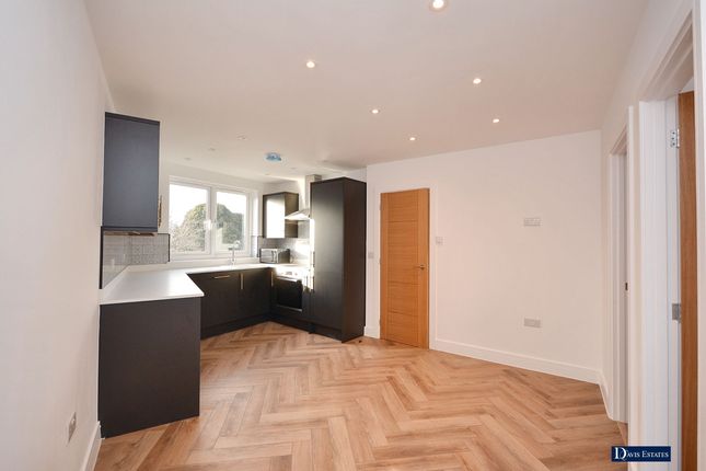 189a Ardleigh Green Road, Hornchurch photo 3