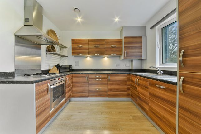 Flat for sale in Norstead Place, London