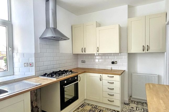 Flat 3,, 6 Church Road, Winscombe photo 3