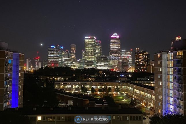 Flat, Ellesmere Street, London photo 2