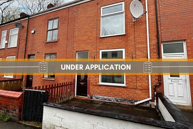 Terraced house to rent in Isherwood Street, Leigh