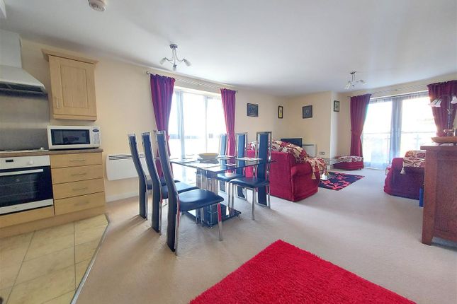 Flat for sale in Waters Edge, Stourport-On-Severn