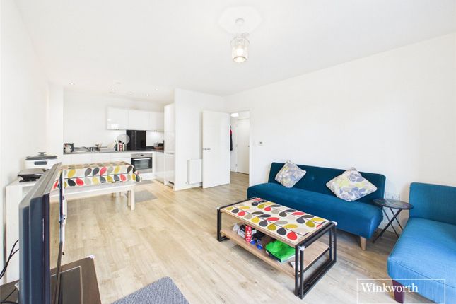 Flat 4, Halley House, 32, Westmoreland Road, London photo 3