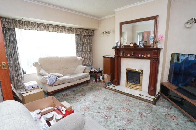 18, Wynford Way, Bradford photo 2