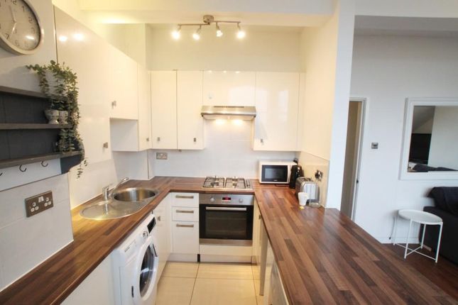 Flat to rent in Highcroft Villas, Brighton