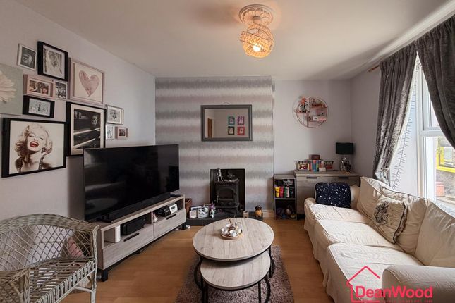 8, Peveril Terrace, Douglas photo 4