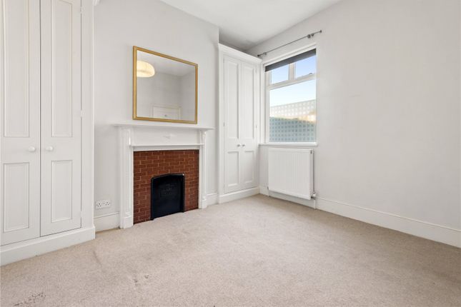 Ground Floor Flat, 43, Drakefield Road, London photo 4
