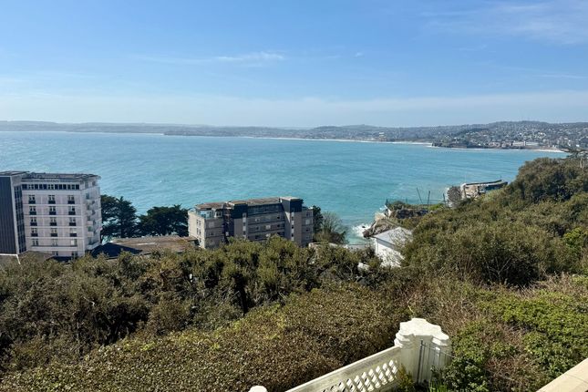 2 Princes Point, Torquay photo 3
