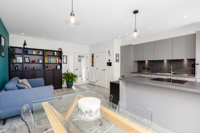 22, South Carron Crescent, Leith, Edinburgh photo 4