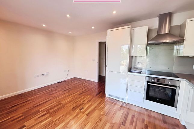 Horizon House,Flat 12, Azalea Drive, Swanley photo 3