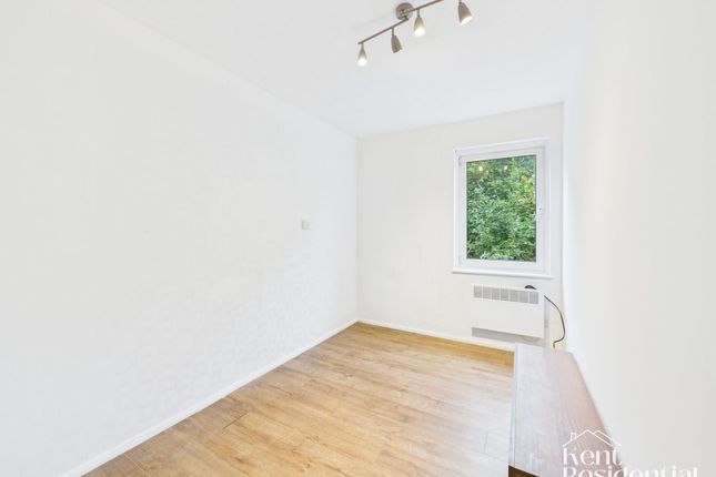 140 Linden Road, Maidstone photo 3