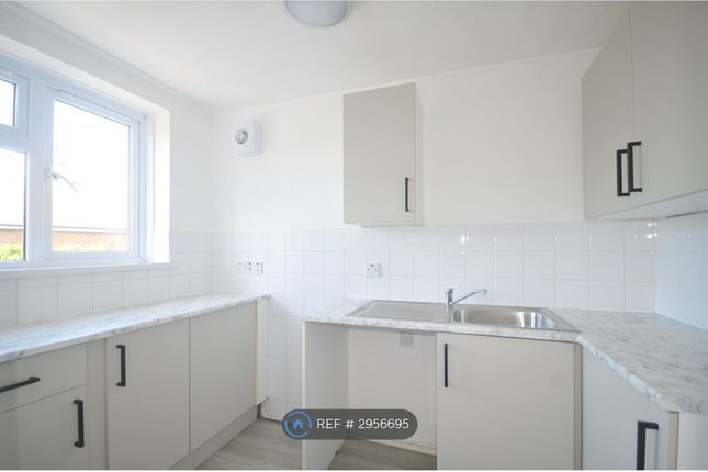 Lancaster Close, Ramsgate photo 3