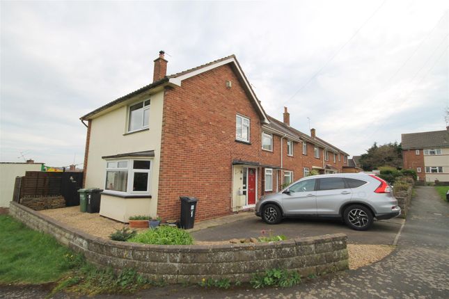 End terrace house for sale in The Folly, Downend, Bristol