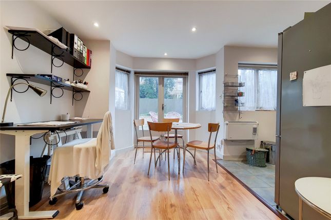 Flat to rent in Fellows Road, Belsize Park