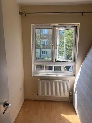 93, Elvedon Road, London photo 4