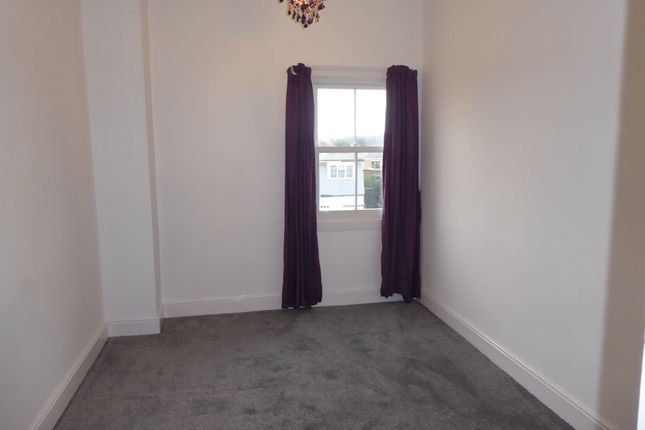 Flat to rent in Kings Road, Great Yarmouth