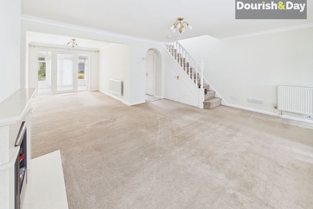 18 Mendip Avenue, Stafford photo 2
