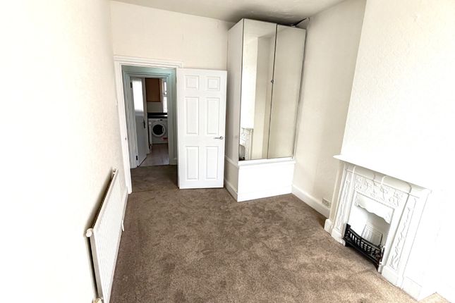 53b, Balfour Road, Ilford photo 5