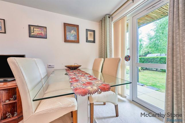 2 Waggoners Court, Legions Way, Bishop's Stortford photo 4