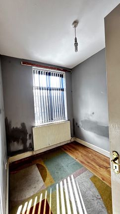 28, Parkin Street, Manchester photo 2