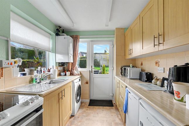 59, Sunningdale Drive, Derbyshire photo 4