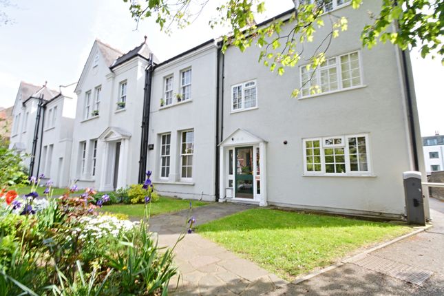 Flats For In Ealing Village London W5 Thumbnail Flat For In Madeley Road Ealing