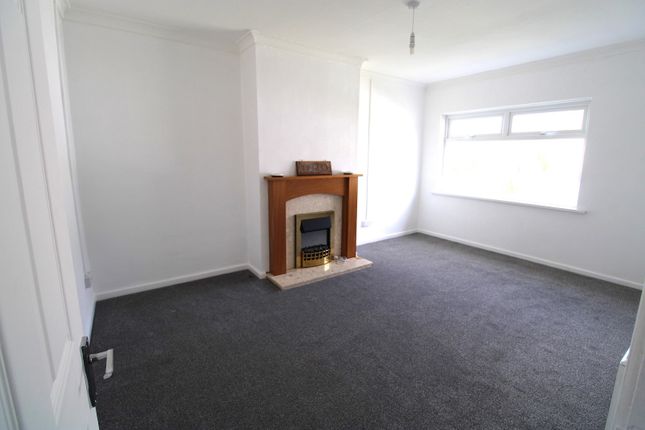7, Milton Drive, Bridgend photo 2