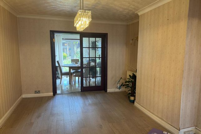 Poplar Road, Sutton photo 5