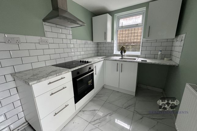 Wood Road, Pontypridd photo 4