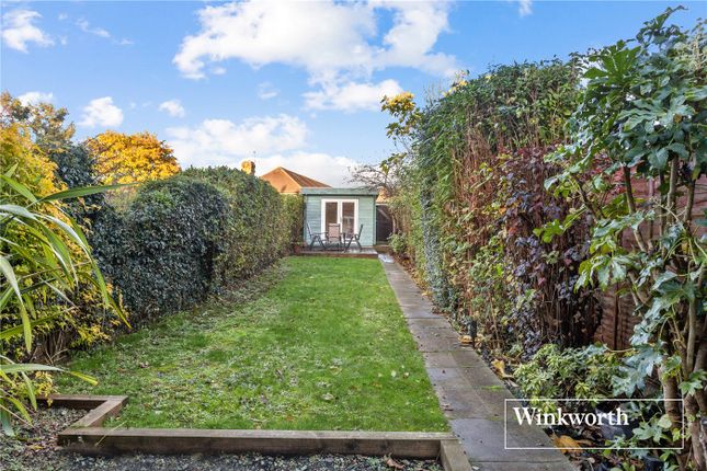 Terraced house for sale in Long Lane, Finchley, London