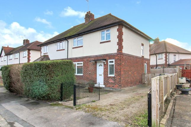 3-bed semi-detached on 13, Sandringham Road, Ripon, £220,000