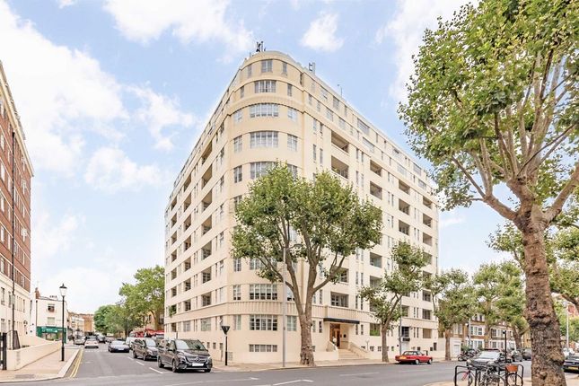 Studio for sale in Sloane Avenue, London