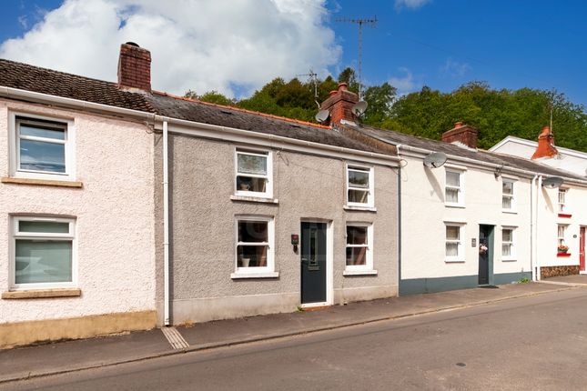 2-bed house on 109 Heol Giedd, Swansea, £175,000