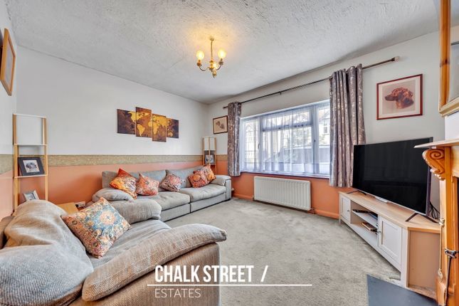 120, Brentwood Road, Romford photo 4