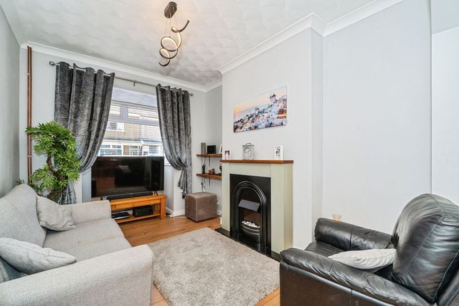 126, Tiverton Street, Cleethorpes photo 2