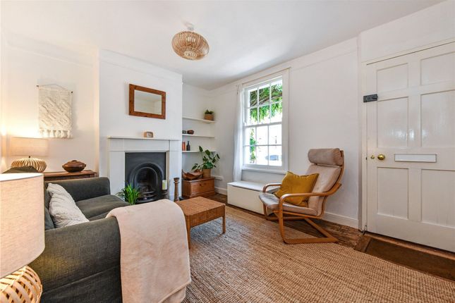 26 Washington Street, Chichester photo 2