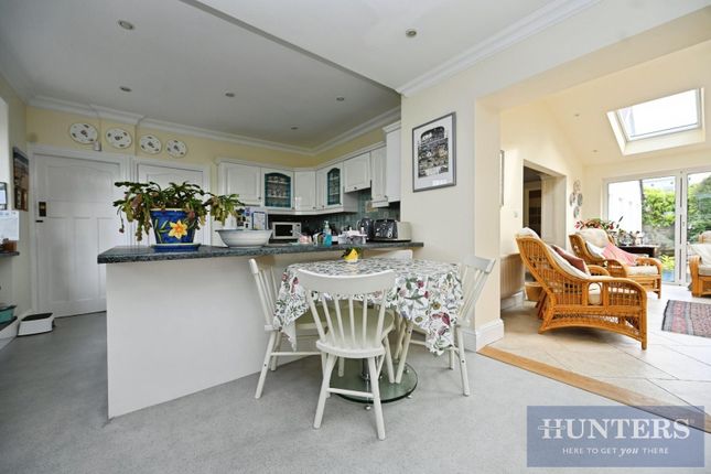 Staveley, 60, Bradford Road, Leeds photo 4