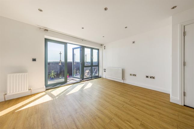 Flat 6, 80A, Stoneham Road, Hove photo 4